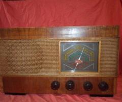 AMPLION Model PA512 Vintage Radio