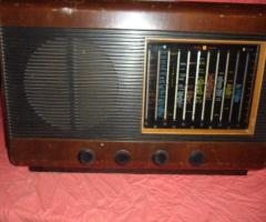 PYE Type A39 Valve Radio.