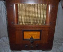 MARCONI Model 268 Battery Radio