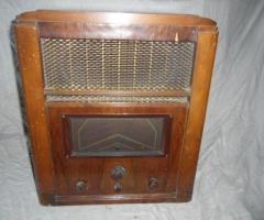 HMV Model 494 Vintage Radio