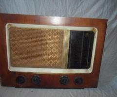 PYE Type 45A Table Top Valve Radio