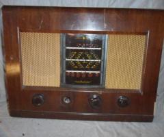 BUSH Type AC11 Valve Radio for Restoration or Spares